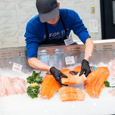 FreshSeafood Isaiah and DIane-07